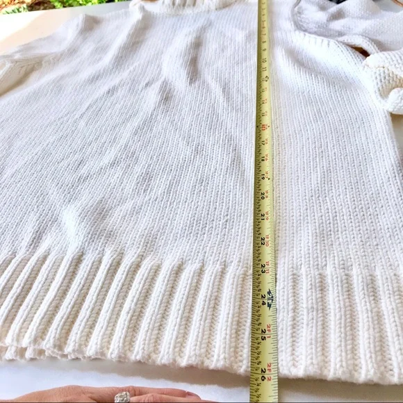Eddie Bauer cream turtleneck chunky knit sweater - Picture 4 of 4